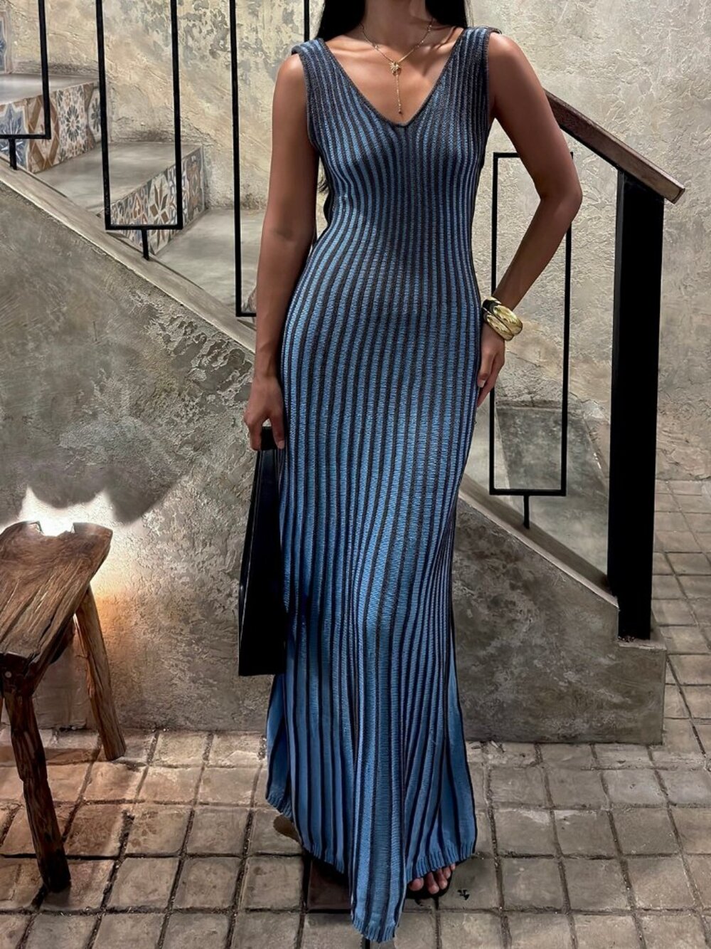 Blue Elegant Women's Striped Knit Long V-Neck Dress - Picture 3 of 7